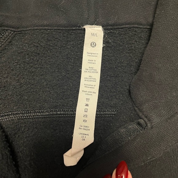 Lululemon Women's Black half zip
Scuba Hoodie - Picture 2 of 3